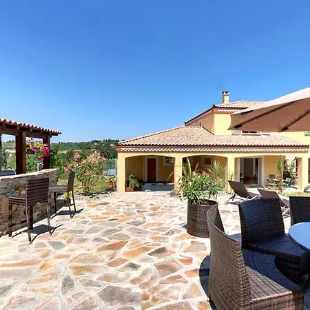 D'hotes - Carpe Diem Tolosa Bed and Breakfast 3*