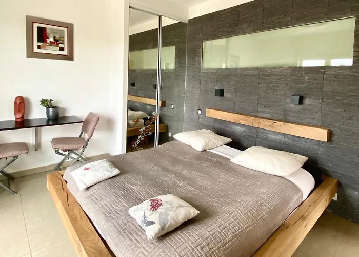 D'hôtes - Carpe Diem Tolosa Alojamento de Acomodação e Pequeno-almoço 3*